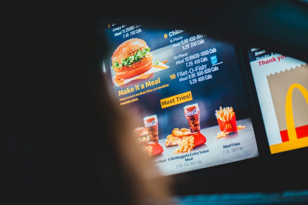 Comment créer un site de restaurant avec un menu déroulant ?