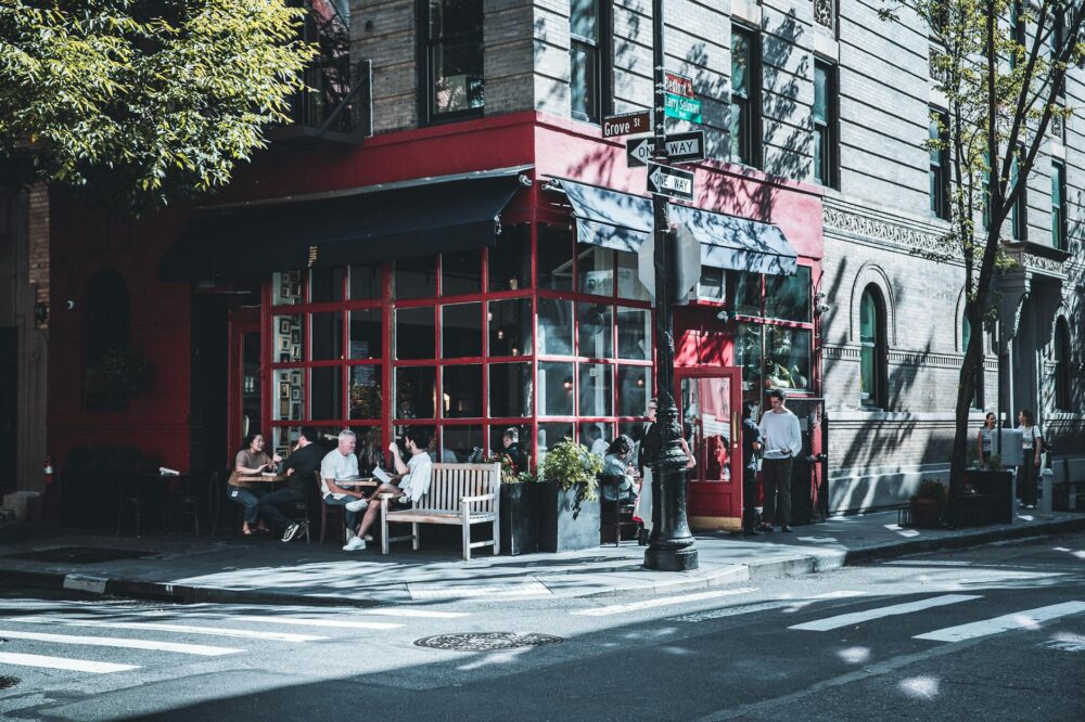 Comment créer un site de restaurant avec une page de contact et localisation ?