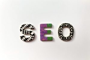 Comment créer une stratégie de contenu SEO en 2026 ?