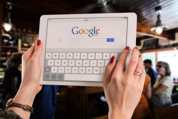 Comment fonctionne l'algorithme de Google en 2026 ?