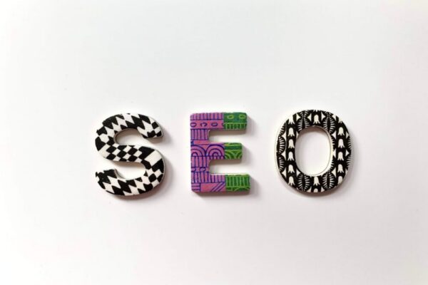 Comment gérer les redirections pour le SEO en 2026 ?