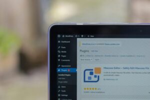 Comment intégrer des fonctionnalités de chat en direct dans un site web en 2026 ?