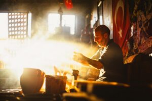 Comment intégrer des témoignages clients sur le site d'un artisan ?