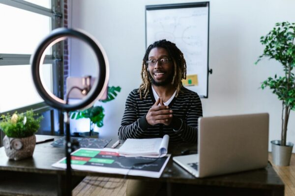 Comment le marketing vidéo en direct booste-t-il l'engagement ?