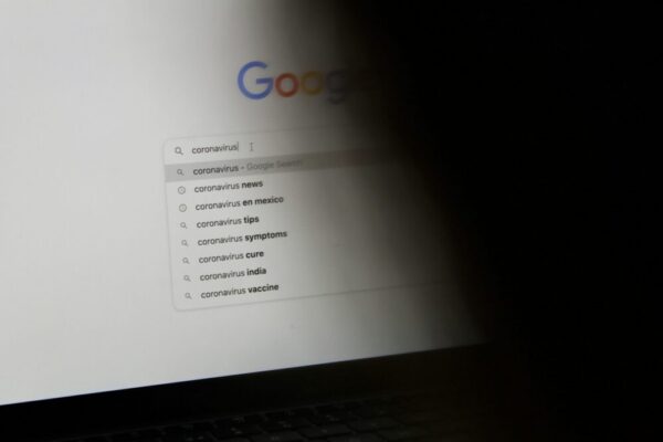 Comment optimiser les pages de profil pour le SEO en 2026 ?