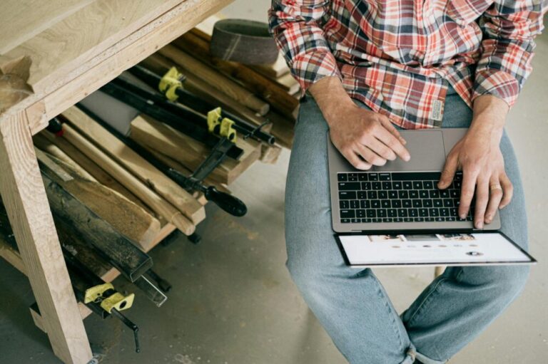 Comment promouvoir les articles de blog d&rsquo;un artisan ? Guide complet pour booster votre visibilité