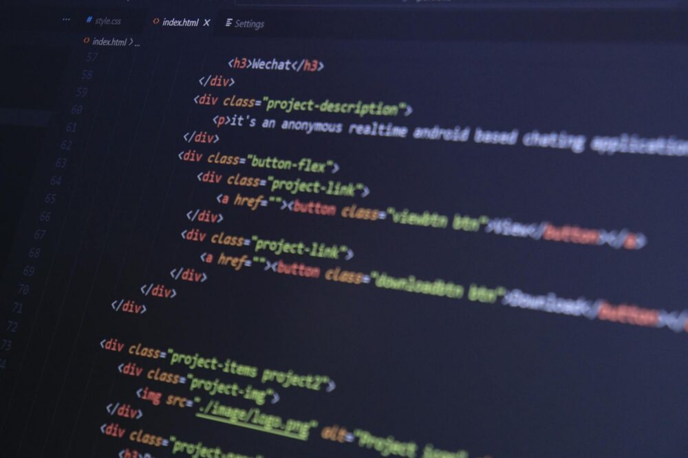 Comment protéger mon site web contre les attaques DDoS en 2026 ?