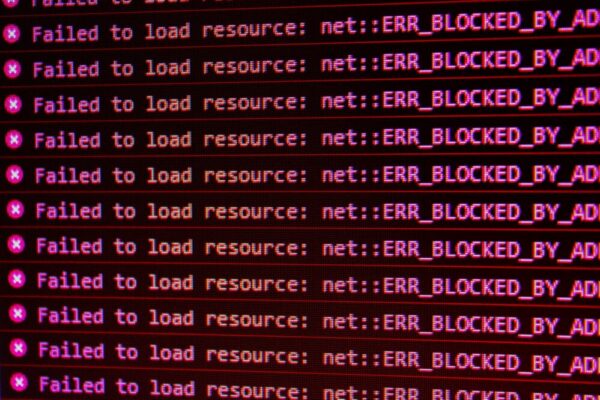 Comment résoudre l'erreur 'Erreur de chargement de la police' sur WordPress ?