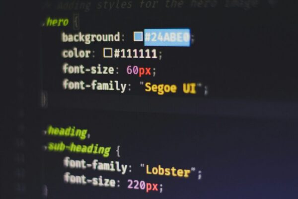 Comment résoudre l'erreur 'Sidebar not displaying' sur WordPress en 2026 ?