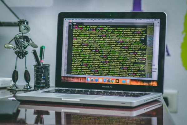 Comment sécuriser le site web d'un artisan ?