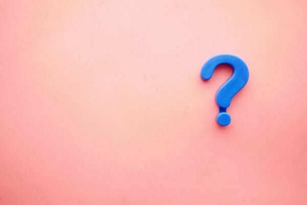 Comment utiliser les FAQ pour le SEO en 2026 ?