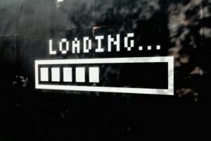 Comment utiliser les plugins de lazy loading pour améliorer la vitesse ?