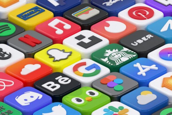 Quel est le rôle des réseaux sociaux dans le SEO en 2026 ?