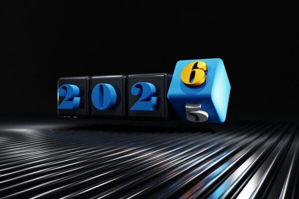 Quelle est l'importance de la fraîcheur du contenu en 2026 ?