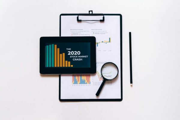Quelle est l'importance du contenu frais pour le SEO en 2026 ?