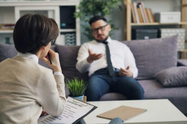 Quelles questions fréquentes pour un site de psychologue ?