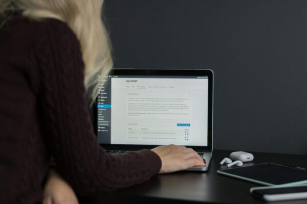 Quelles sont les tendances de design pour les sites de mode WordPress en 2026 ?