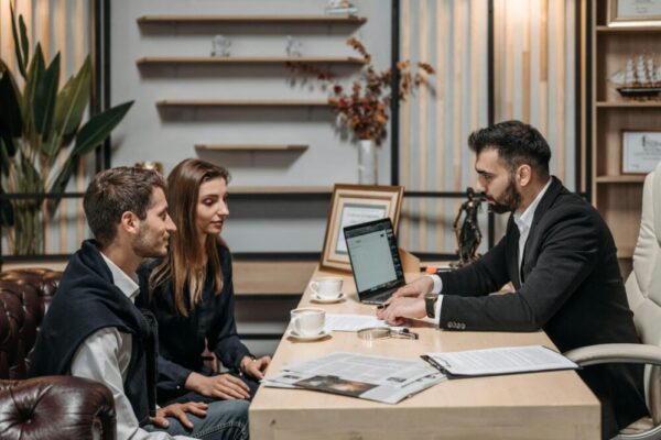 Quels plugins WordPress pour la gestion des avis clients en 2026 ?