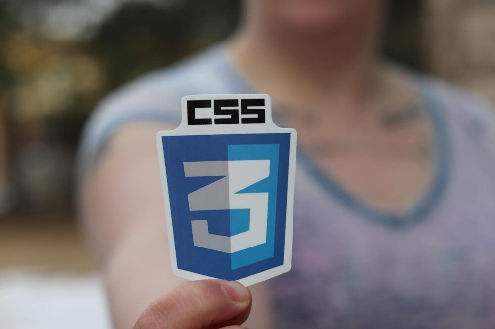 Quels sont les frameworks CSS recommandés pour un site de plombier ?