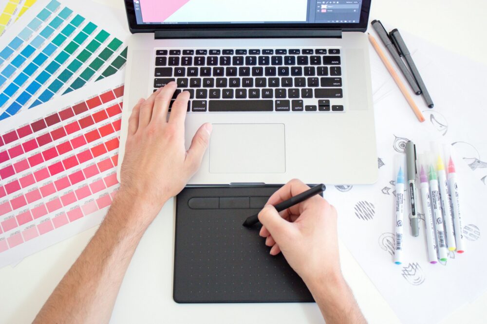 Quels sont les outils de design graphique pour artisans ?