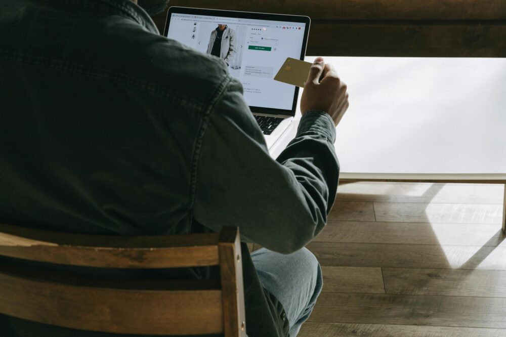 Combien coûte un site e-commerce avec avis clients en 2026 ?