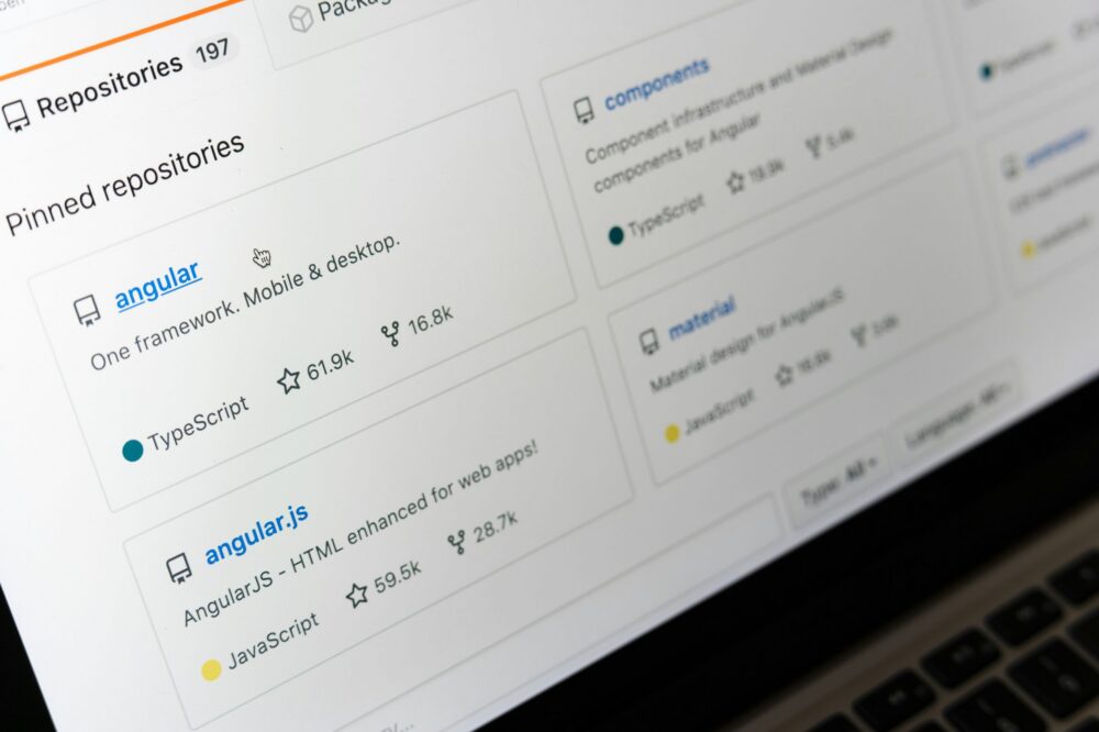 Comment comparer les offres de maintenance de site web ?