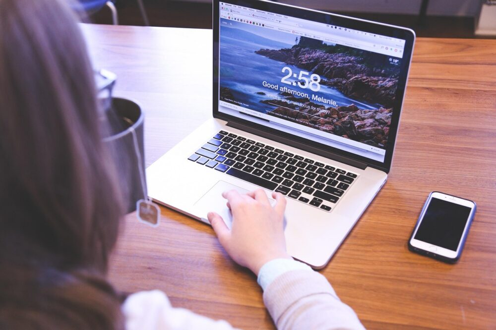 Quel budget pour un site internet professionnel avec minification CSS/JS ?