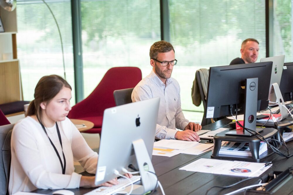 Quels sont les avantages d'un site vitrine multilingue pour une entreprise toulousaine ?