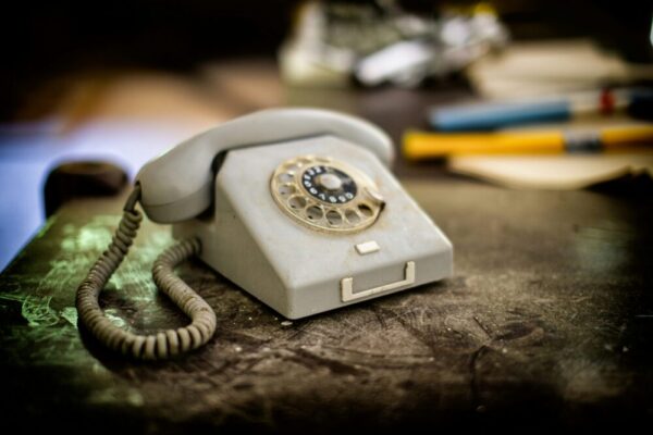 Qu'est-ce que le support web téléphonique ?